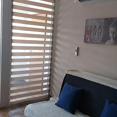 Balcony And Parking, 1min To Shop, Near Pula