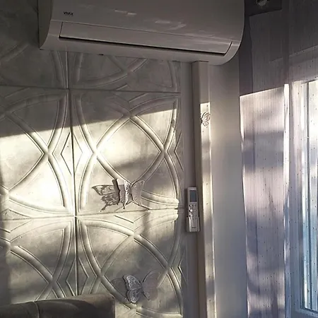 Balcony And Parking, 1min To Shop, Near *