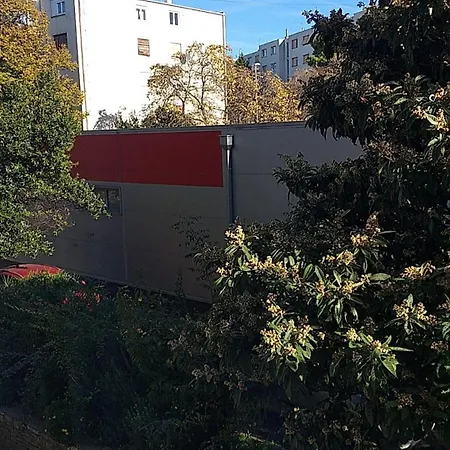 Balcony And Parking, 1min To Shop, Near *