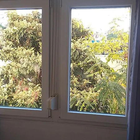 Apartment Balcony And Parking, 1min To Shop, Near Pula
