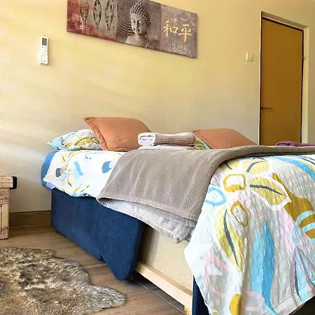 Balcony And Parking, 1min To Shop, Near *